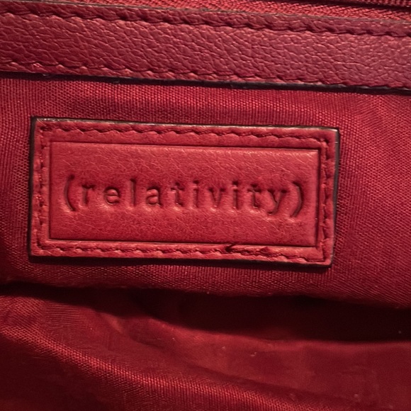 Relativity red purse - Picture 5 of 5